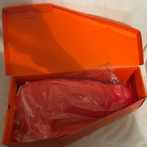 Nike Pillow Not Available In The  United States . Only Available Overseas.